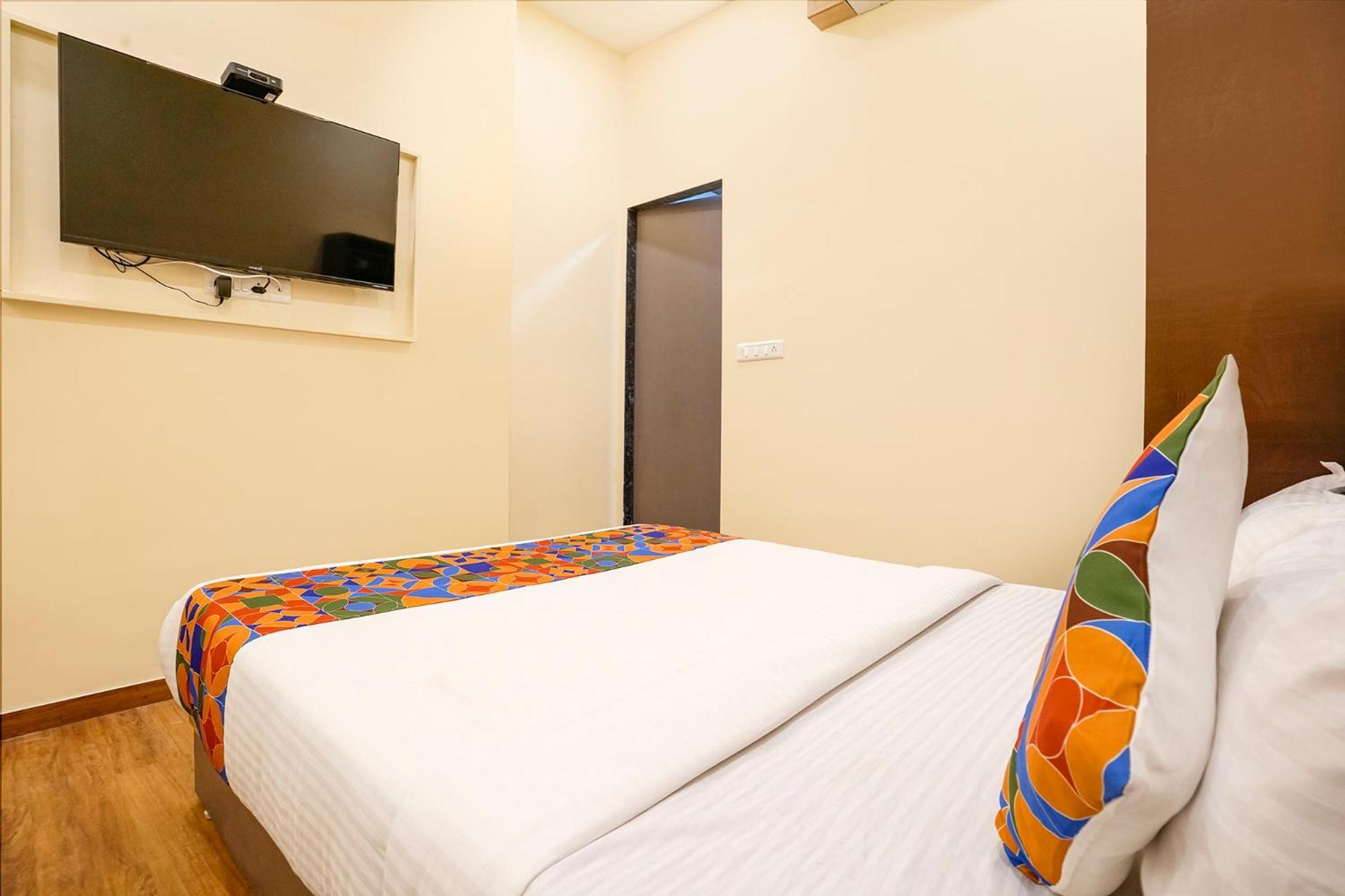 Fabhotel Freedom International - Nr Mumbai International Airport ภายนอก รูปภาพ