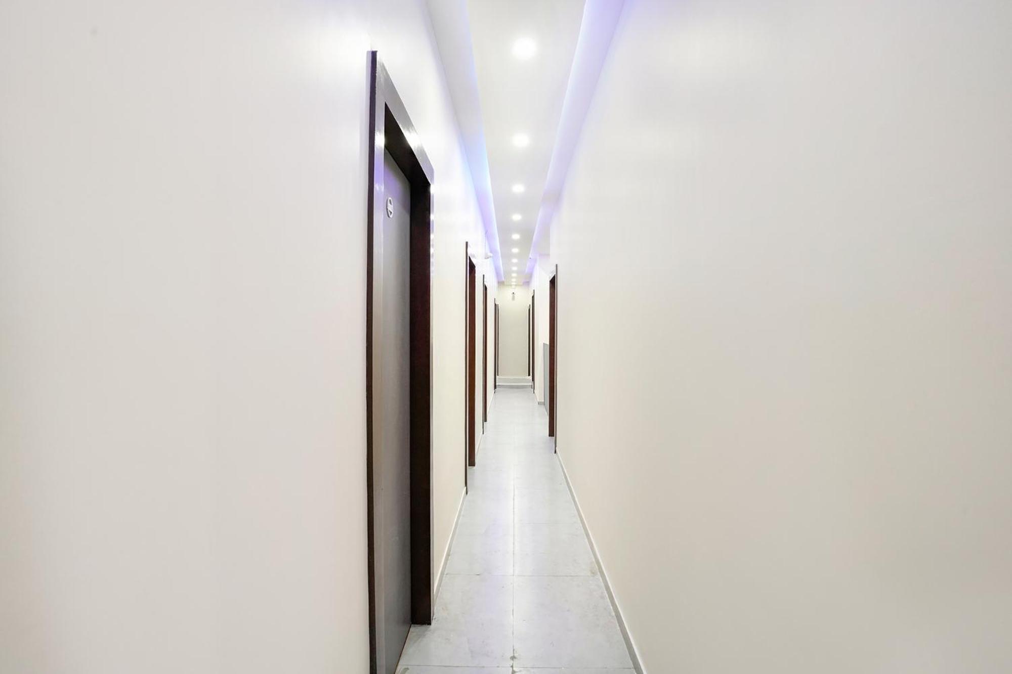 Fabhotel Freedom International - Nr Mumbai International Airport ภายนอก รูปภาพ